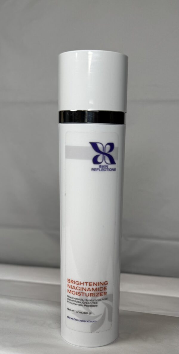 Brightening Lightweight Moisturizer (SPF 45)